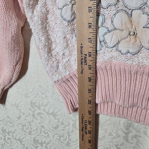 VTG Jaclyn Smith Sweater sz L Pink Embroidered Floral Pearl Embellished Feminine - Picture 15 of 16